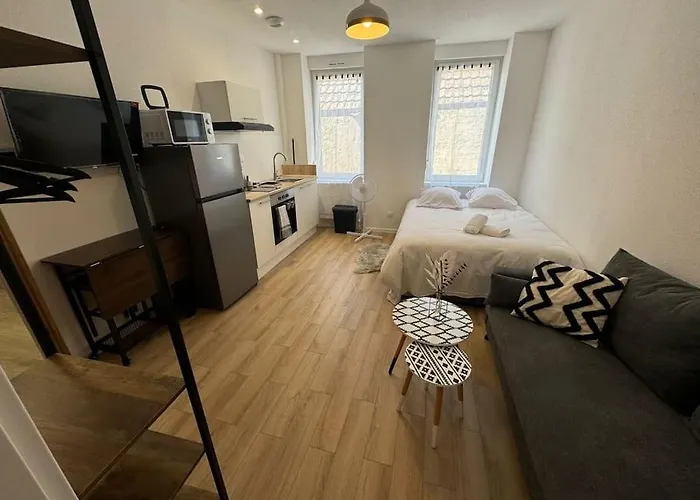 Pampas Centre, Stationnement Gratuit Et Proche Tram *